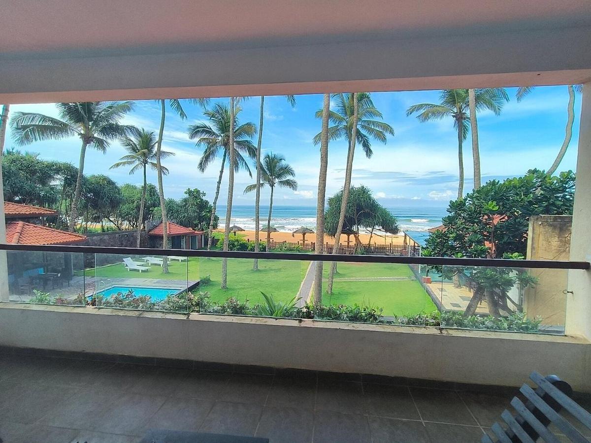 Blue Beach Hotel Wadduwa Exterior foto